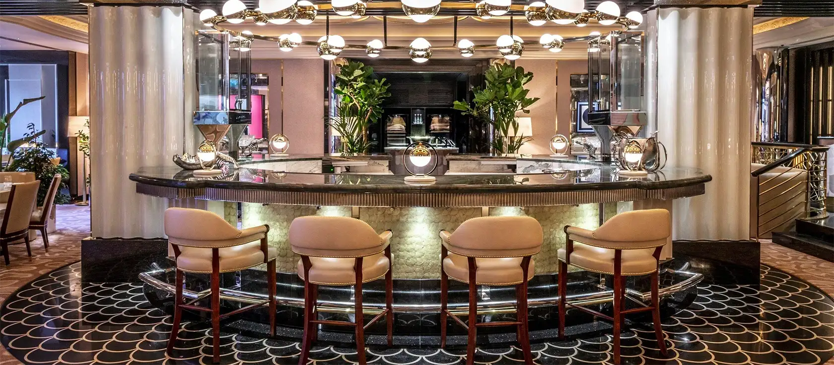As London's most celebrated and glamorous hotel, The Savoy is perfectly placed on the banks of the River Thames and steps away from vibrant Covent Garden. The Savoy boasts 267 rooms and suites accompanied by some of the best restaurants in London. Kaspar' s at The Savoy offers luxury all-day dining, and great British fixtures include the Savoy Grill and Simpson's in the Strand. The best afternoon tea in London can be enjoyed in the stunning Thames Foyer, the heart of the hotel.
